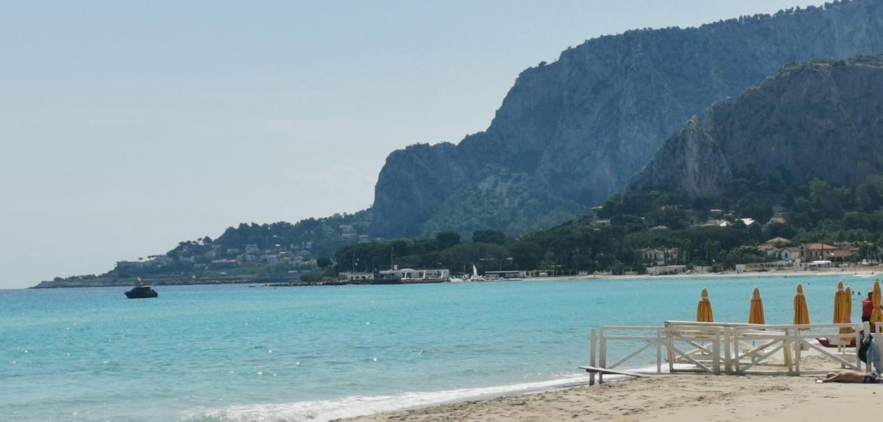 Happy Home - Mondello Palermo Eksteriør bilde